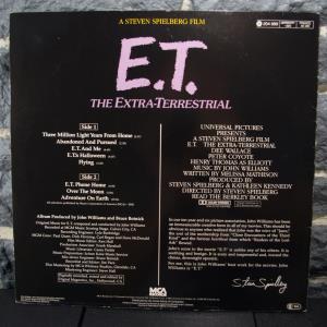 ET L'Extraterrestre (2)